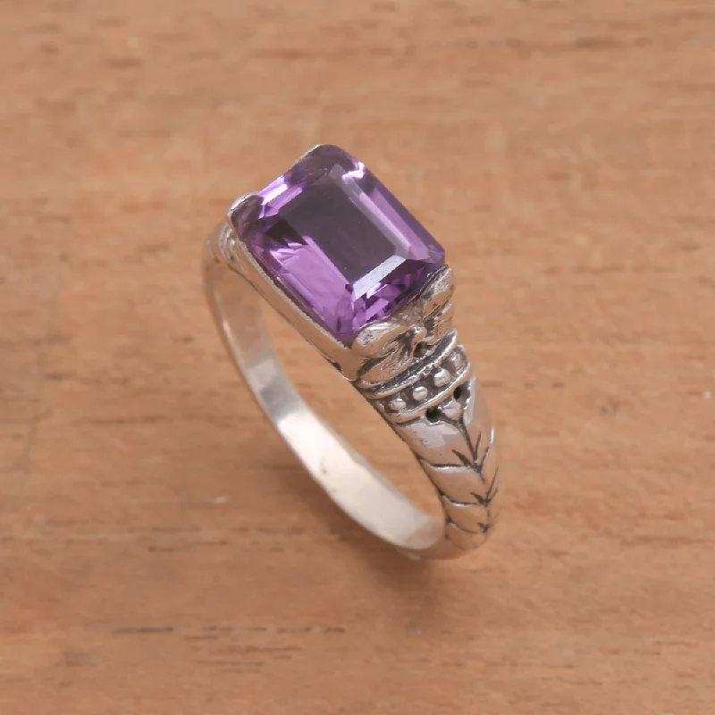  -Anti-scratch scratching board AND cat bed in onePadang Galak Beauty Faceted Purple Amethyst Single Stone Ring from Bali