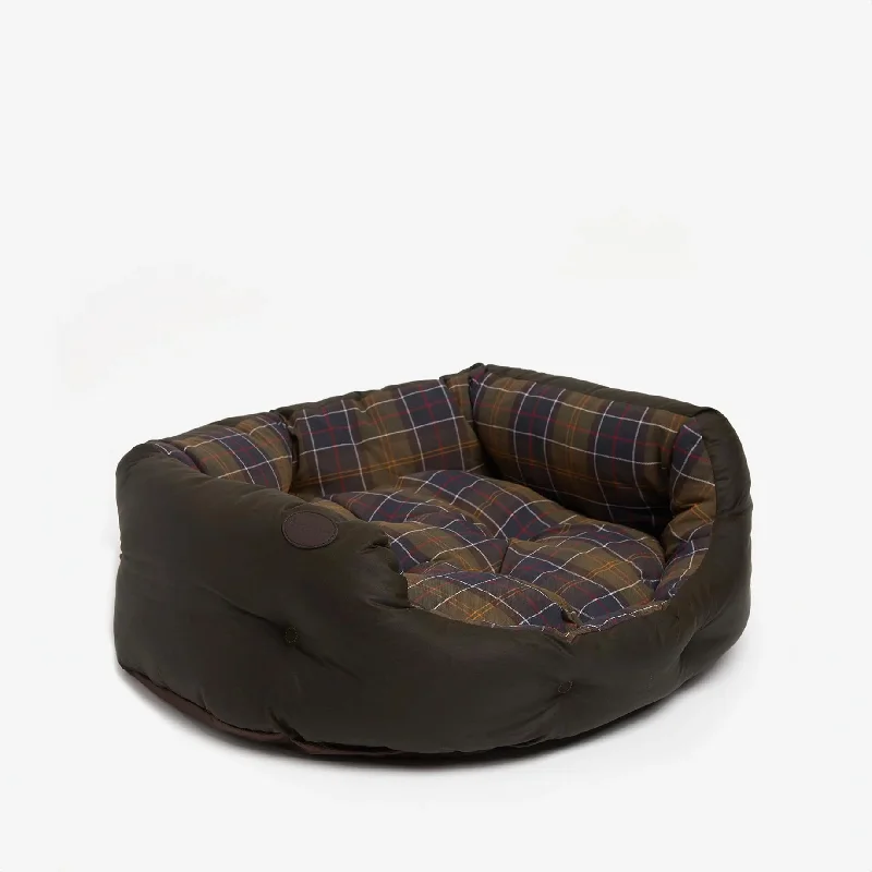  . **Dog collar is luminous and reflective**Wax/Cotton Dog Bed 30in Classic/Olive